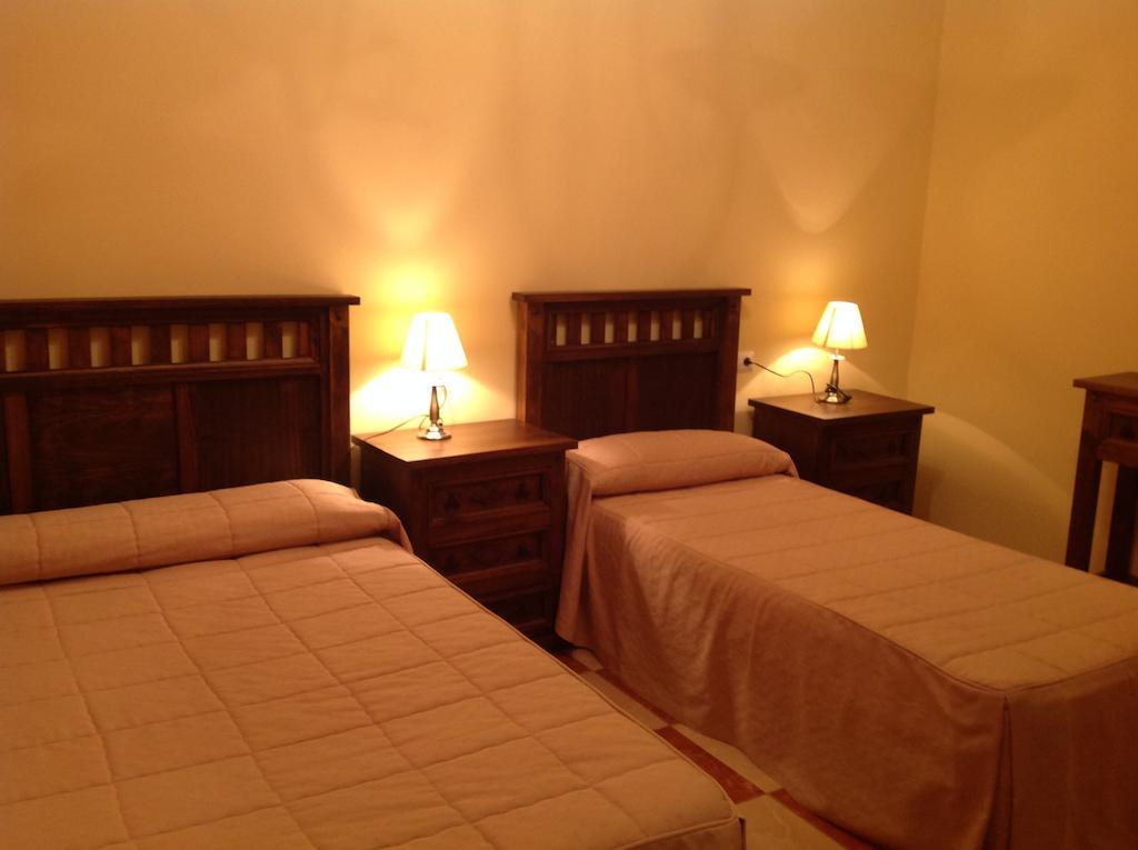 Triple Room,243618817:JPEG